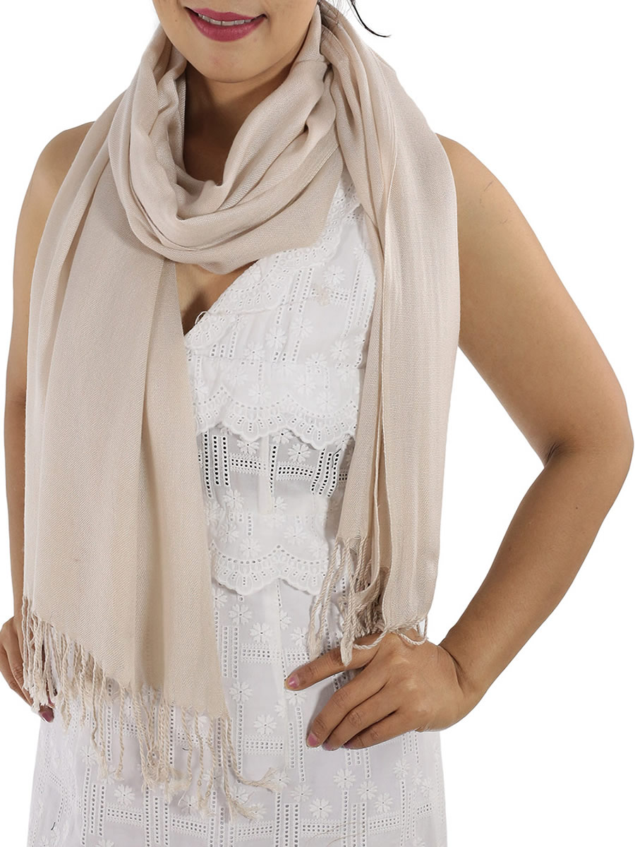 Cashmere Scarf, Black: image 3