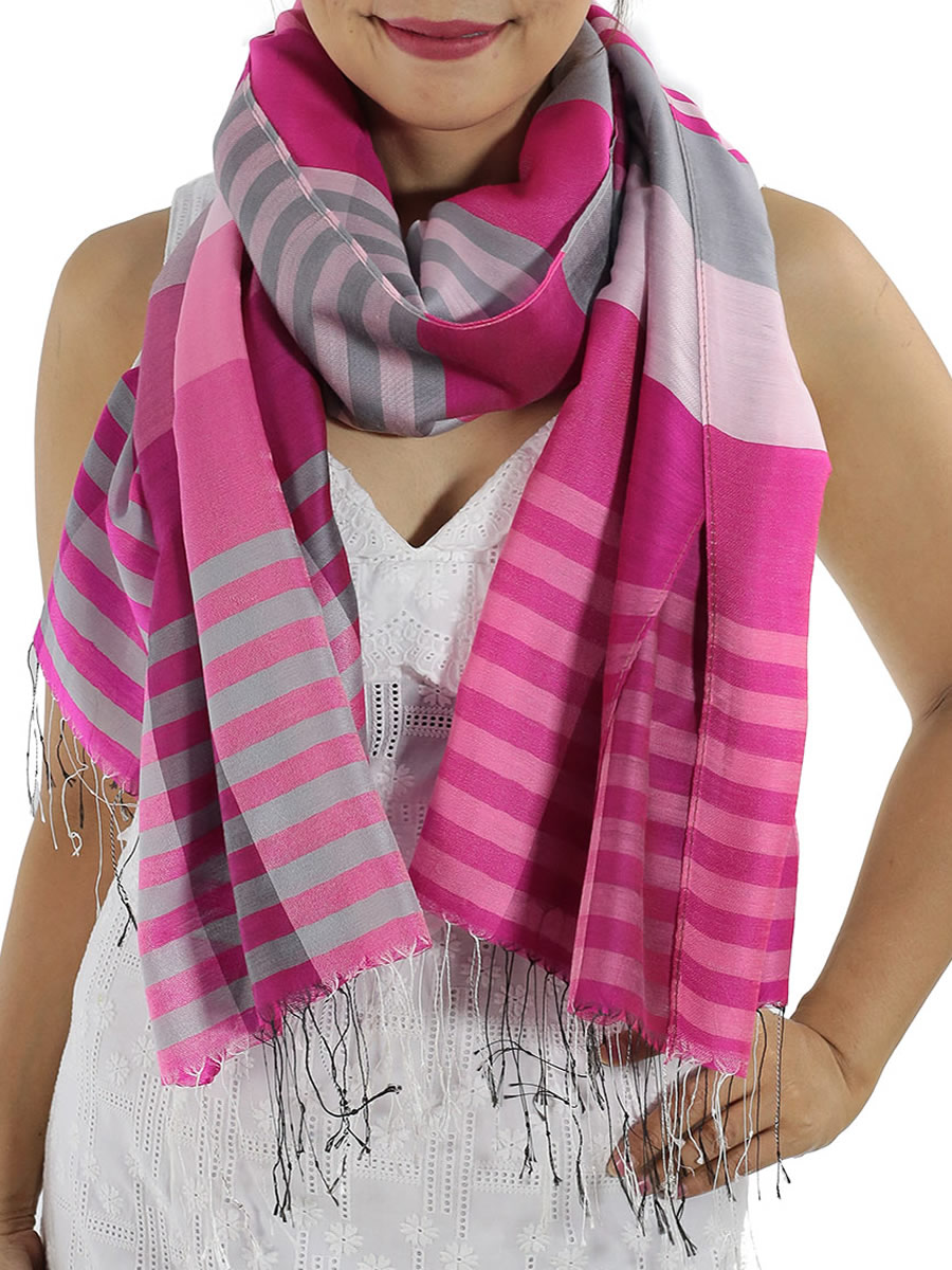 Cashmere Scarf, Black: image 14